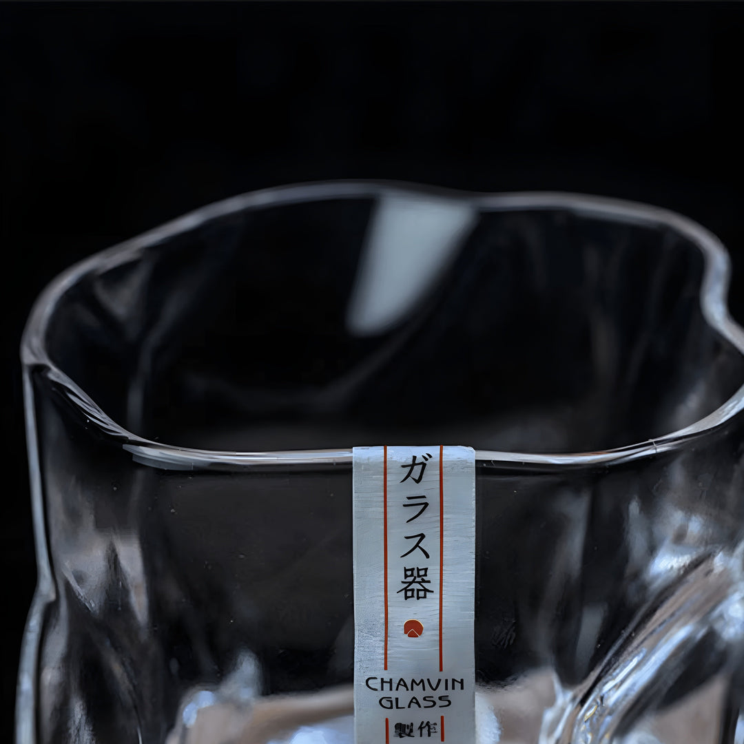 Whiskey glass in Edo Kiriko style – Handcut with unique crumple design | Stornfield