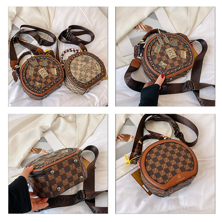 Fashionable Retro Bear Badge Shoulder Bag | Stornfield