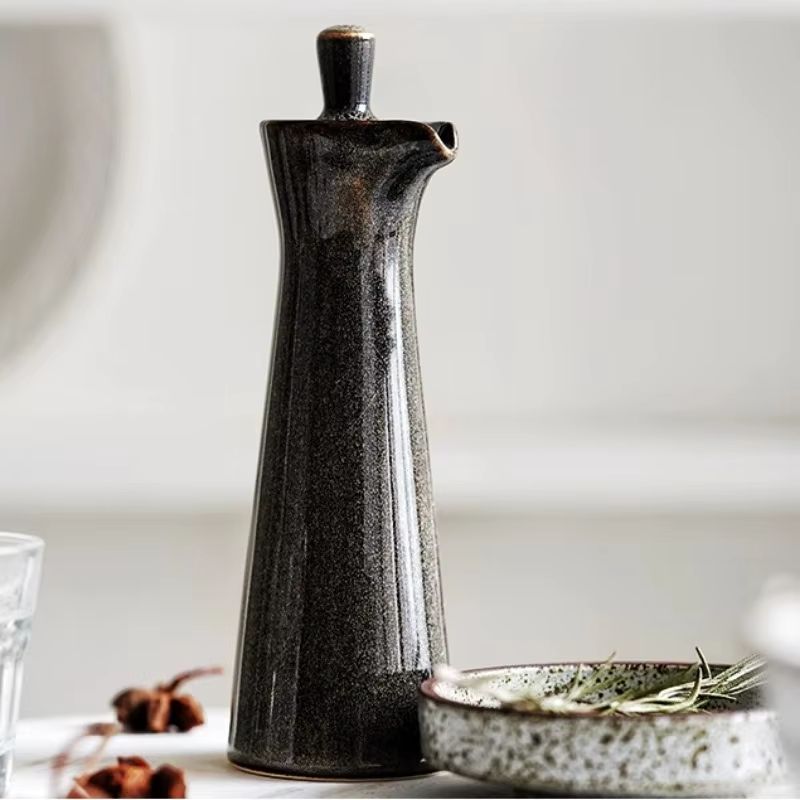 LuxeFlow – Ceramic Jug with Elegant Scandinavian Style | Stornfield