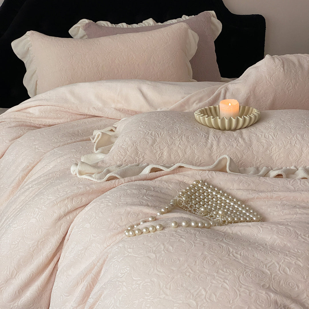 Milk fiber bedding set with floral pattern, 4-piece