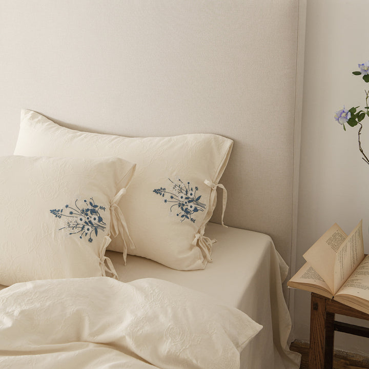 Cotton bedding set, seersucker, embroidered