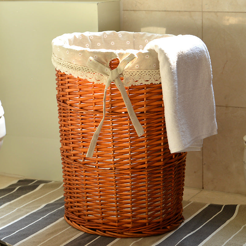 Women's laundry basket with decorative fabric lining and practical carrying handle Stornfield