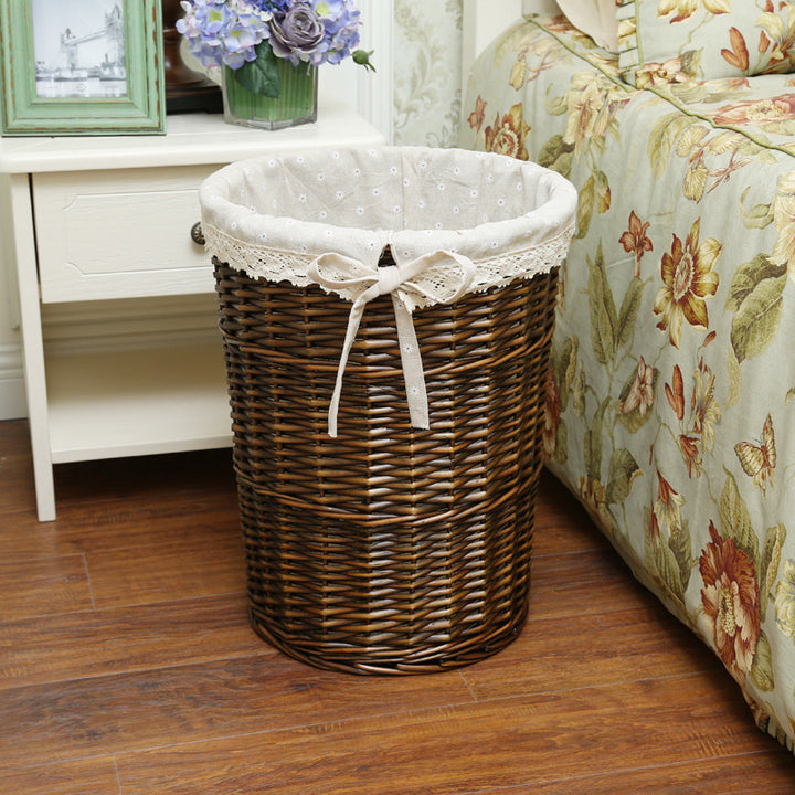 Women's laundry basket with decorative fabric lining and practical carrying handle Stornfield