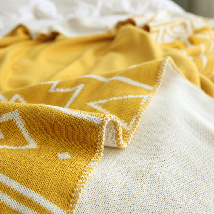 Women Cozy Knit Blanket with Modern Patterns Stornfield