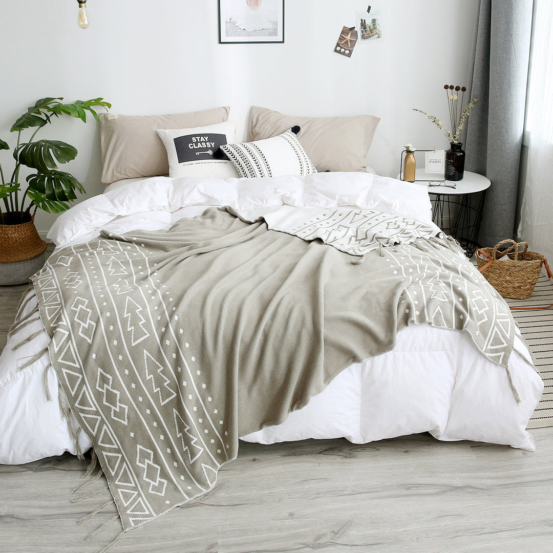 Women Cozy Knit Blanket with Modern Patterns Stornfield