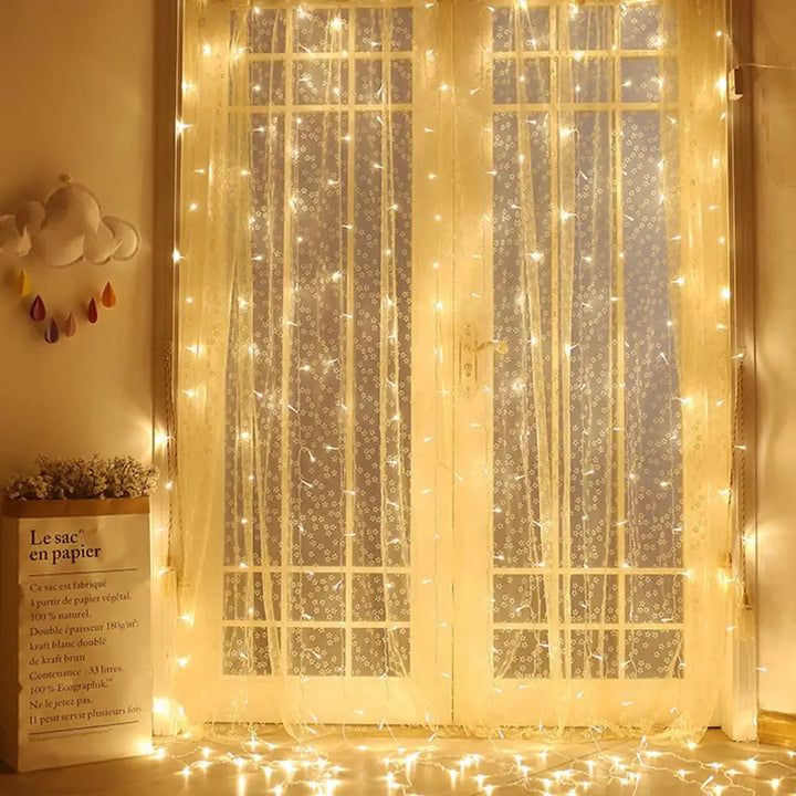 LED curtain light for outdoors – Waterproof fairy lights for garden, balcony, and terrace | Stornfield