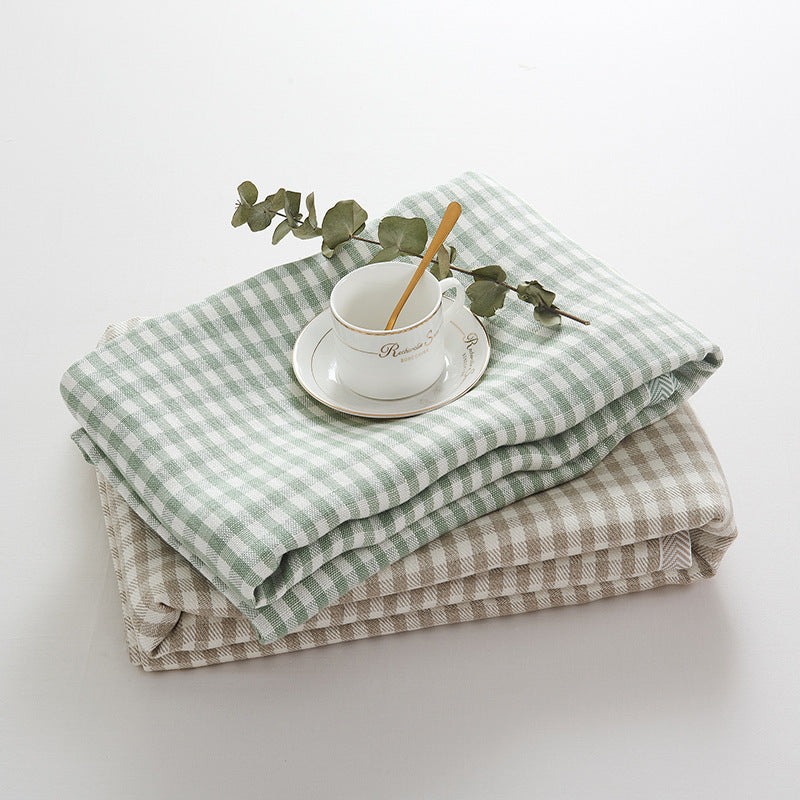 Decorative bedspread / coverlet made of cotton blend fabric with Vichy check