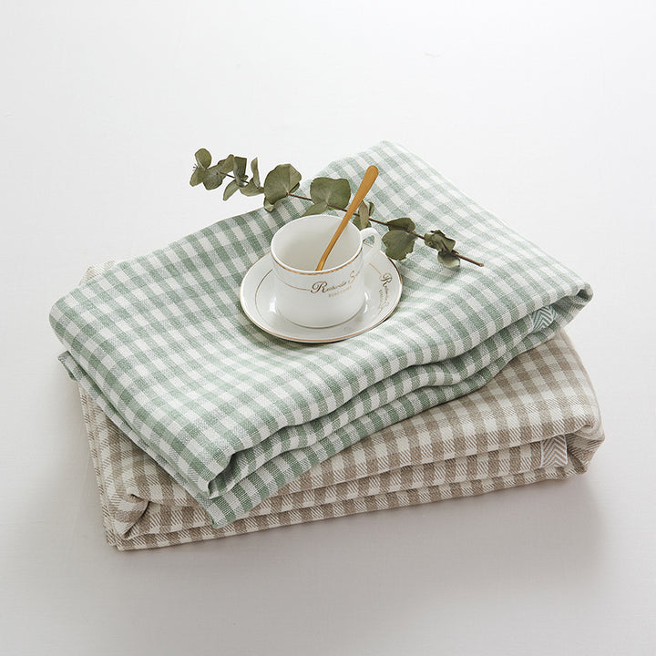 Decorative bedspread / coverlet made of cotton blend fabric with Vichy check