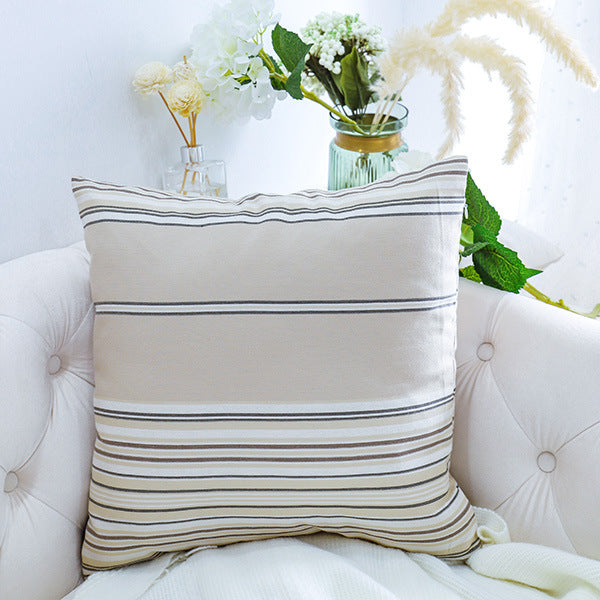 Structured pillowcase with modern stripes