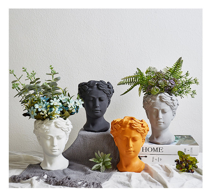Artful Plant Sculptures Stornfield