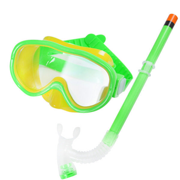 Snorkel mask with ergonomic fit and anti-fog technology Stornfield
