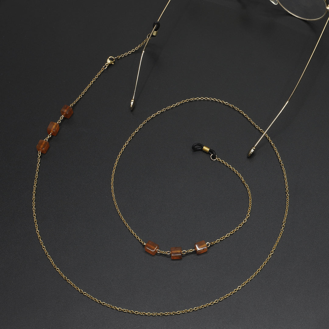 Elegant Bead Chain Eyewear Holder Stornfield