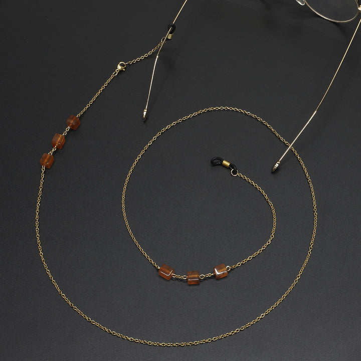 Elegant Bead Chain Eyewear Holder Stornfield