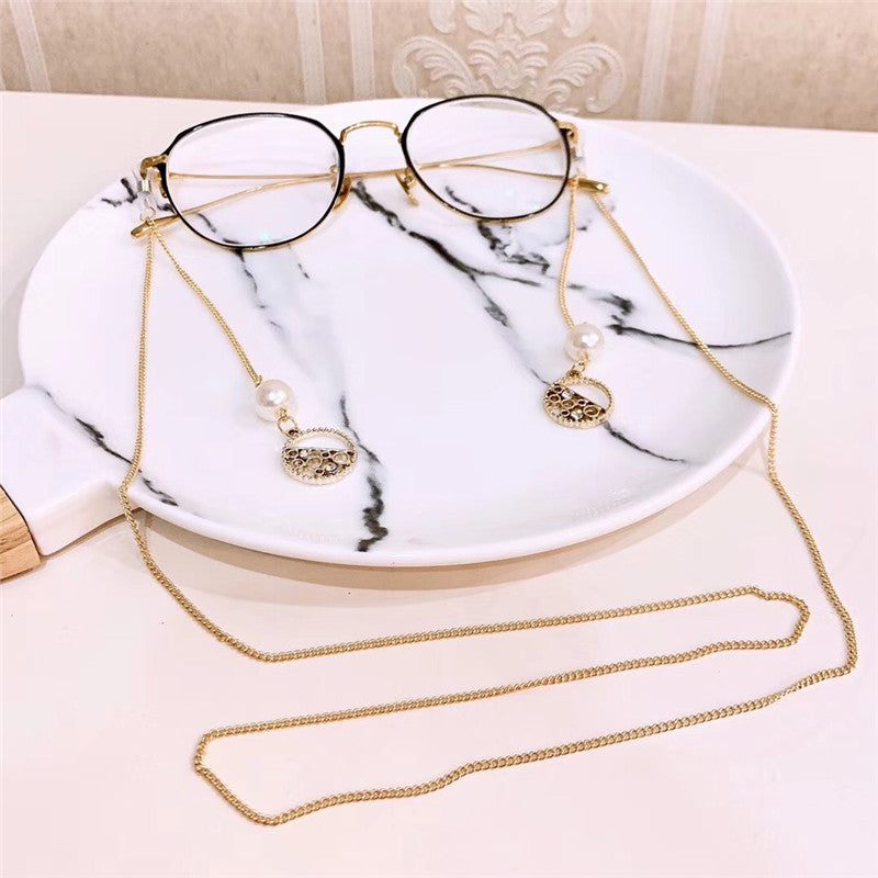 Decorative Pearl and Metal Accent Eyewear Chain Stornfield