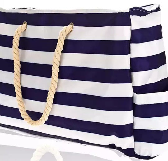 Durable beach bag with extra large storage space and practical side pockets Stornfield
