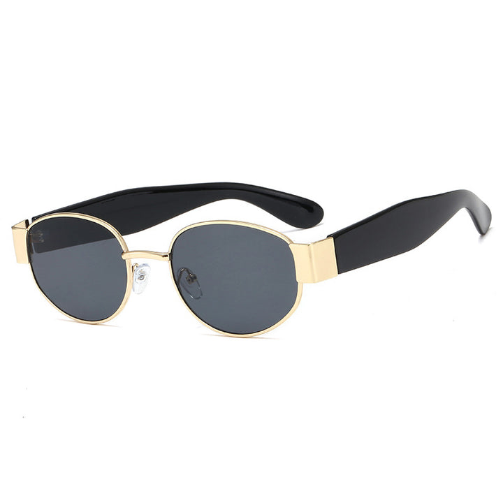 Elegant Cat-Eye Sunglasses Stornfield