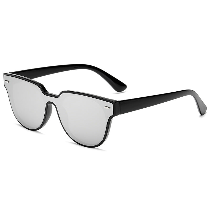 Women's fashionable cat-eye sunglasses with high-quality plastic frame Stornfield