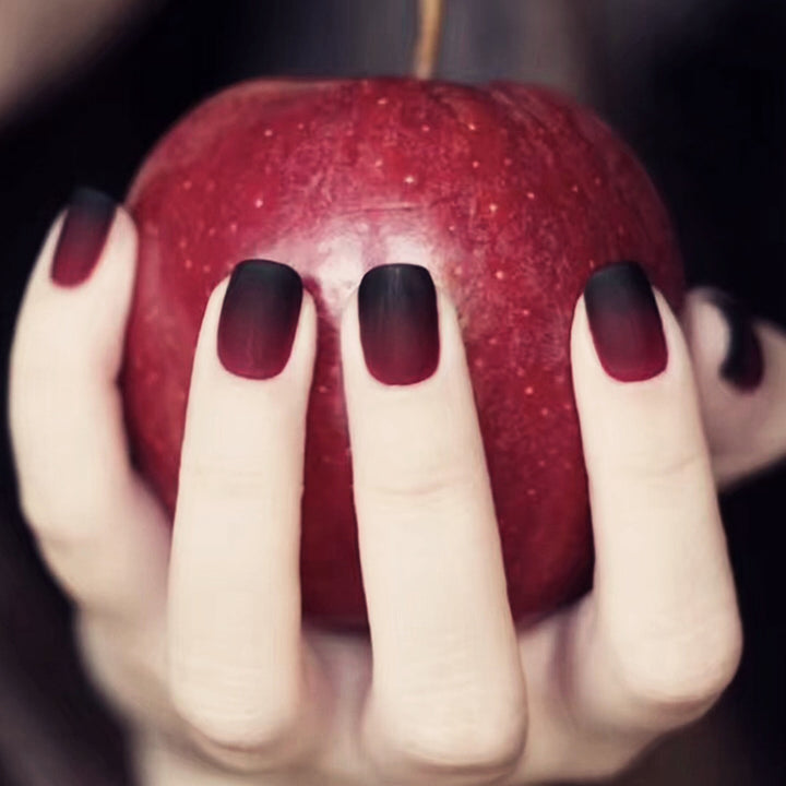 Artificial nails with elegant ombre effect Stornfield