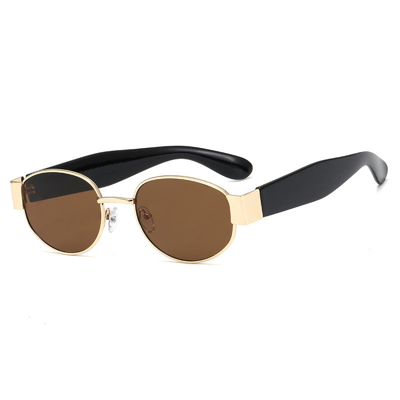 Elegant Cat-Eye Sunglasses Stornfield