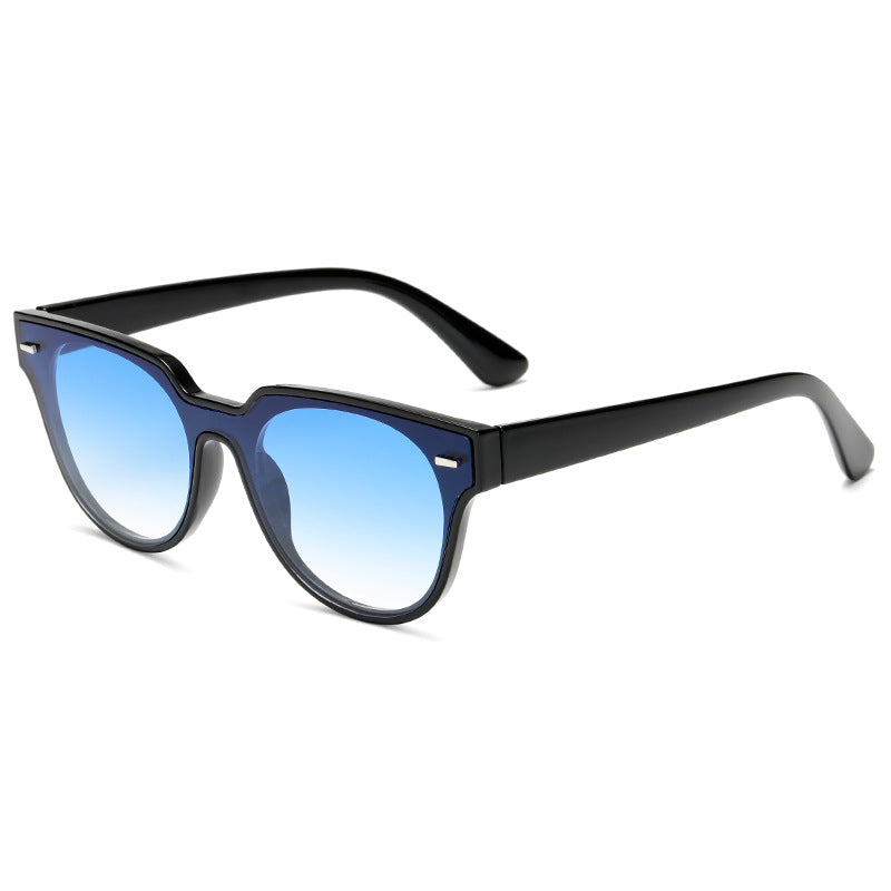 Women's fashionable cat-eye sunglasses with high-quality plastic frame Stornfield