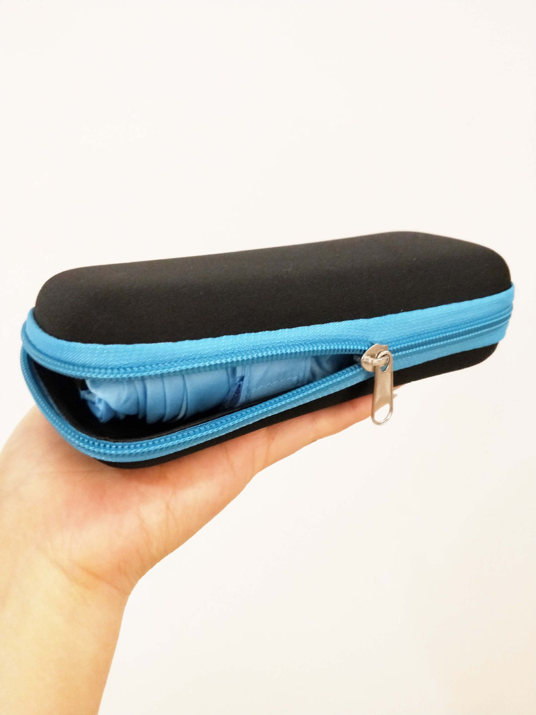 Women's compact and stylish umbrella case Stornfield