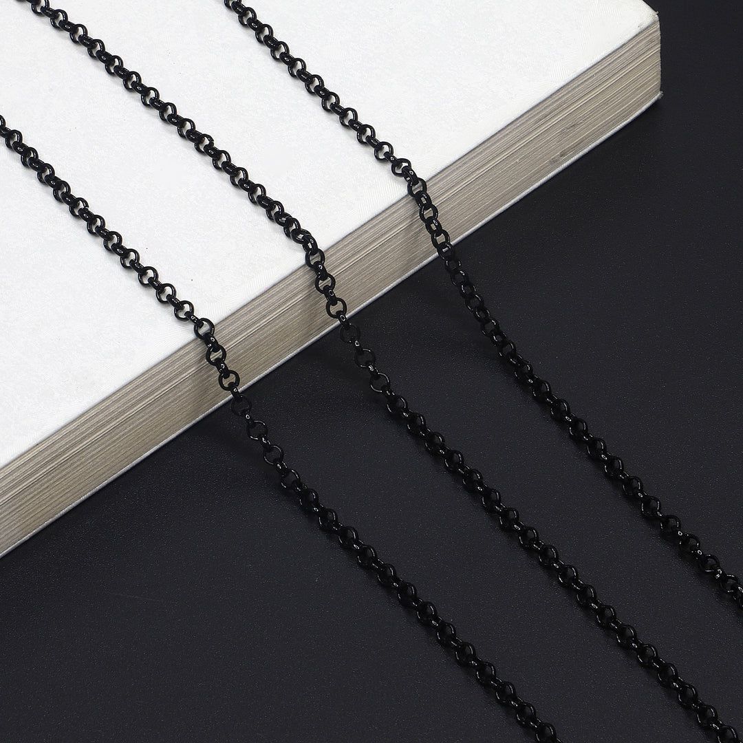Elegant Link Chain Eyewear Holder Stornfield