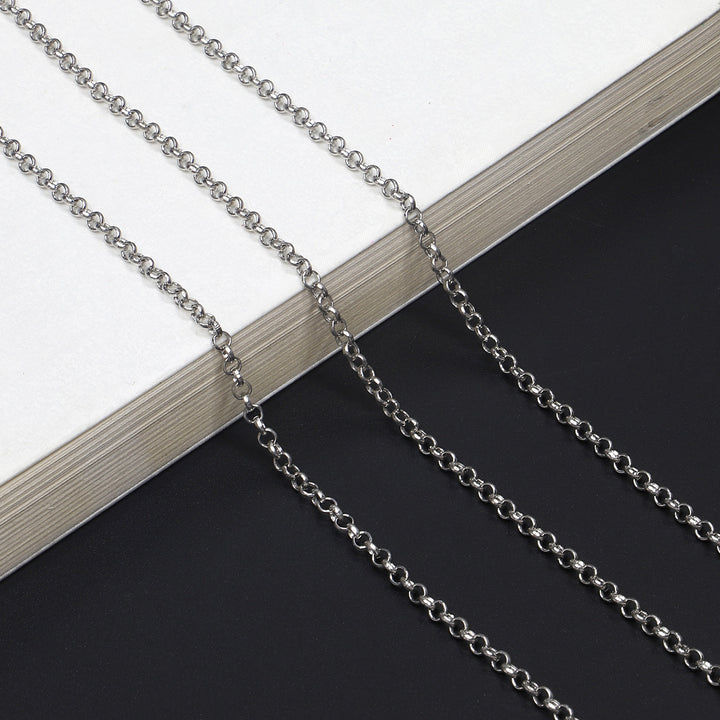 Elegant Link Chain Eyewear Holder Stornfield