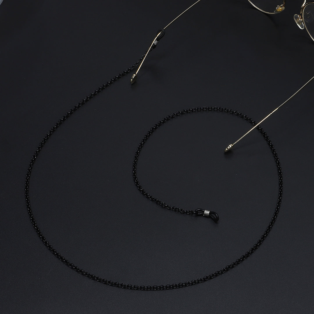 Elegant Link Chain Eyewear Holder Stornfield
