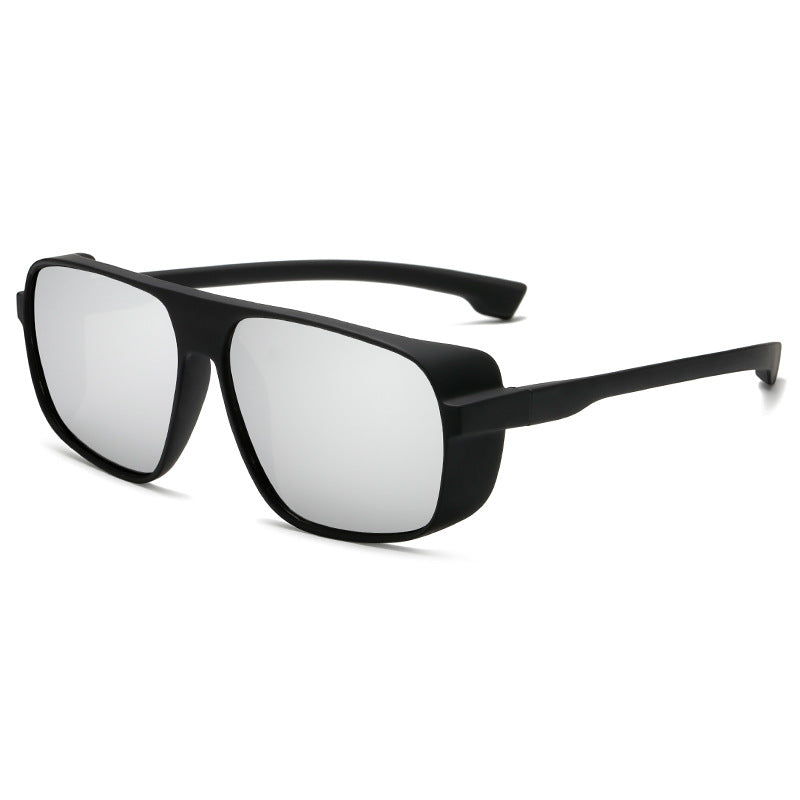 Women's sporty sunglasses with a sturdy frame and polarized lenses Stornfield