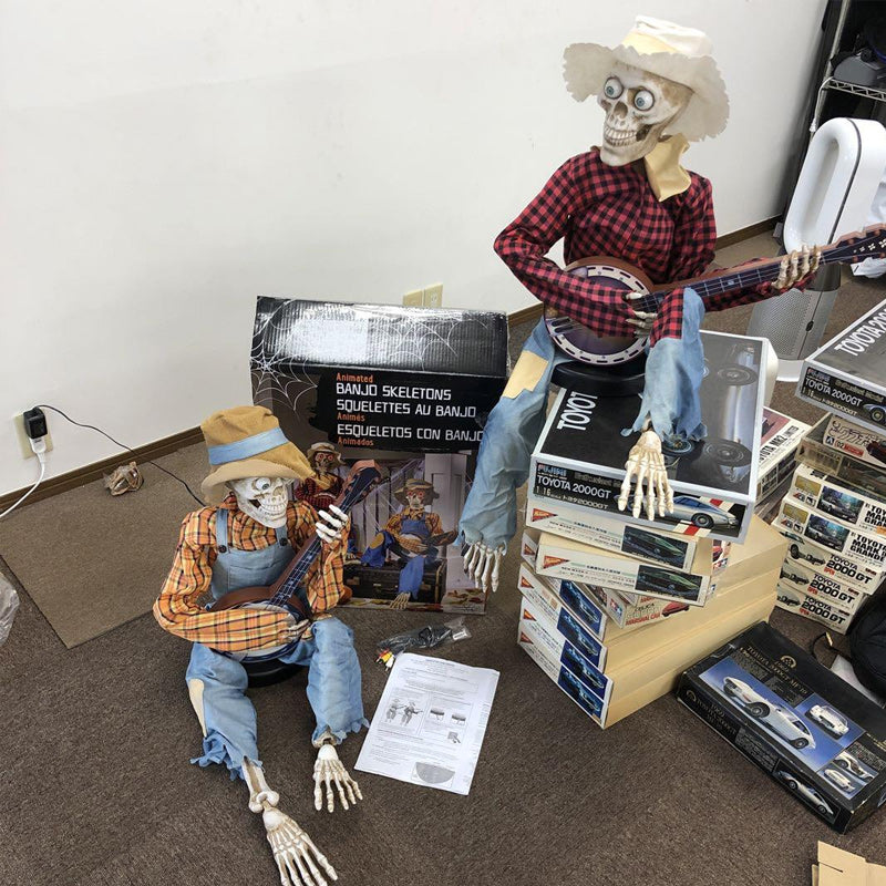 Lively Banjo Skeletons S Funny Duel | Stornfield