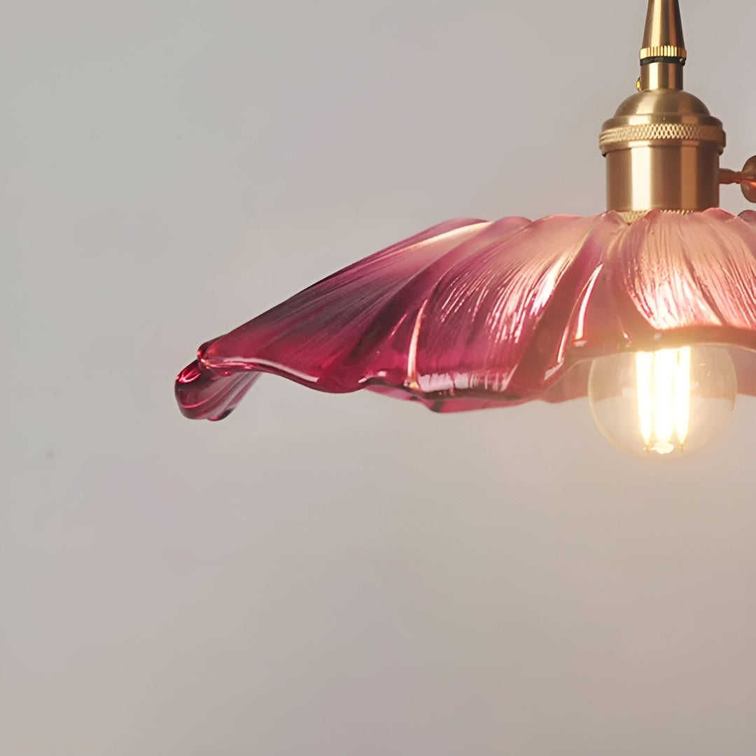 Hanging lamp with floral motif – Warm light & stylish design | For your home | Stornfield