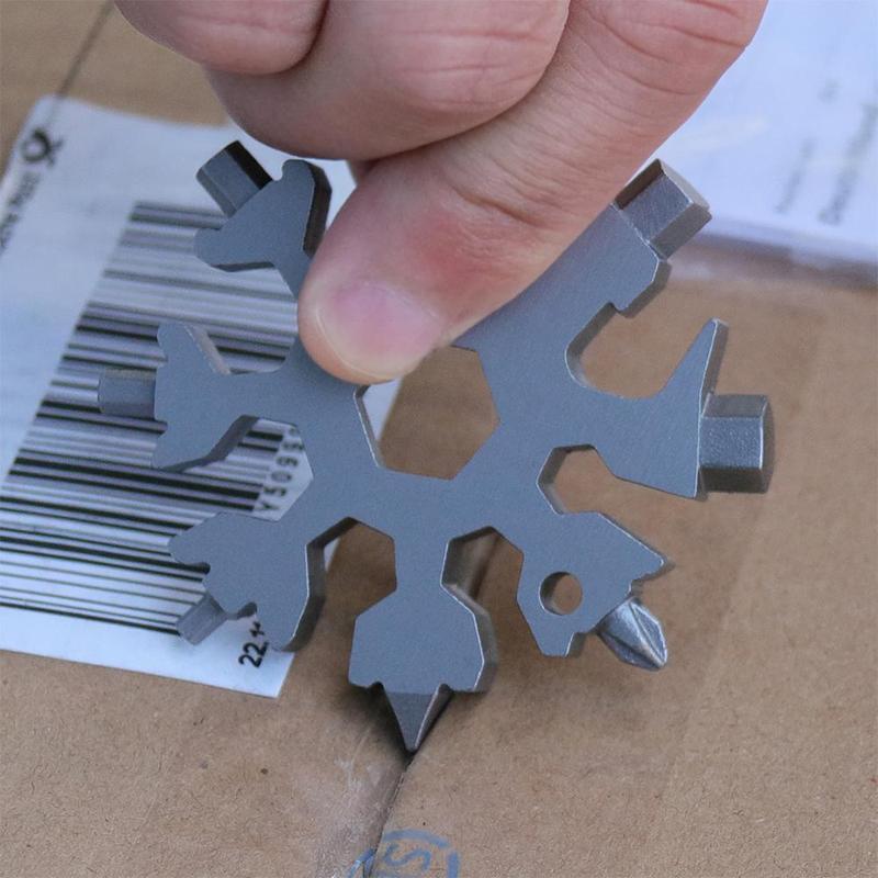 Saker 18-in-1 Snowflake Multi-Tool | Stornfield