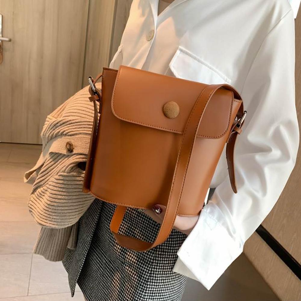 Drawstring bag made of PU | Stornfield