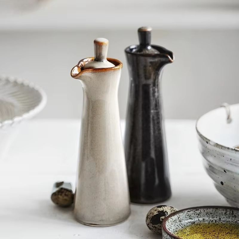 LuxeFlow – Ceramic Jug with Elegant Scandinavian Style | Stornfield