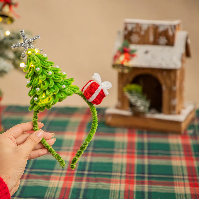 DIY Christmas Tree Table Decoration made of Bendable Plush