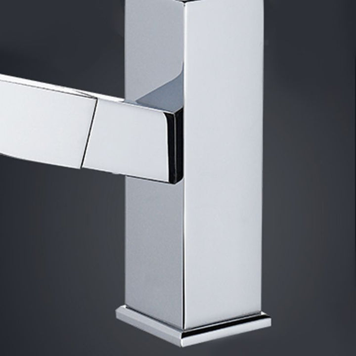 Stornfield | Modern Pull-Out Single Handle Basin Faucet