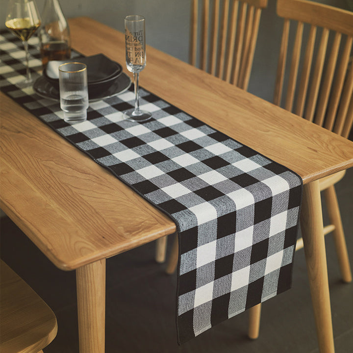 Woven table placemat in buffalo check made of cotton blend Stornfield