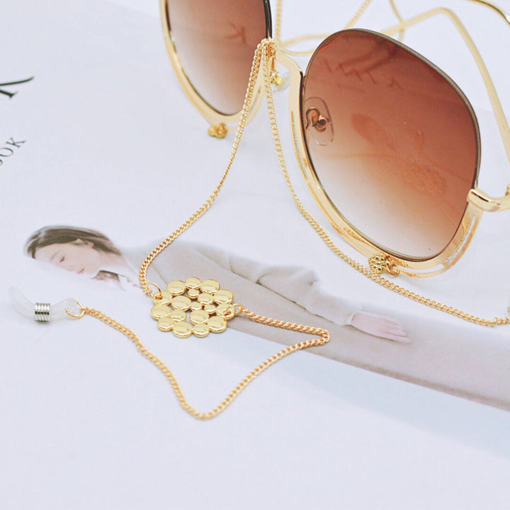 Elegant Layered Chain Eyewear Holder Stornfield
