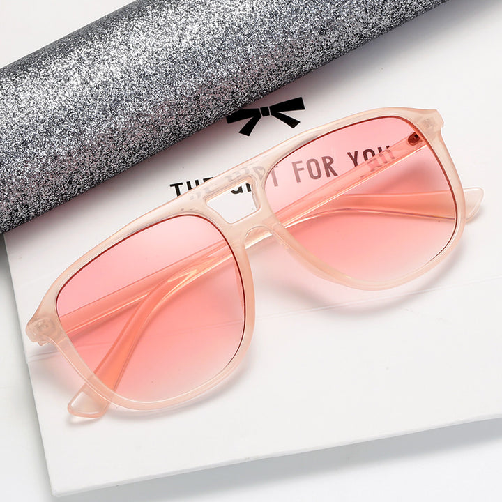 Women’s Fashion Sunglasses in Modern Design Stornfield