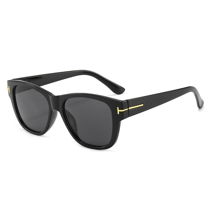 Fashion-Forward Elegant Shield Sunglasses Stornfield