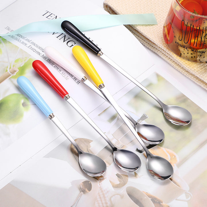 Ergonomic teaspoon with non-slip handle Stornfield