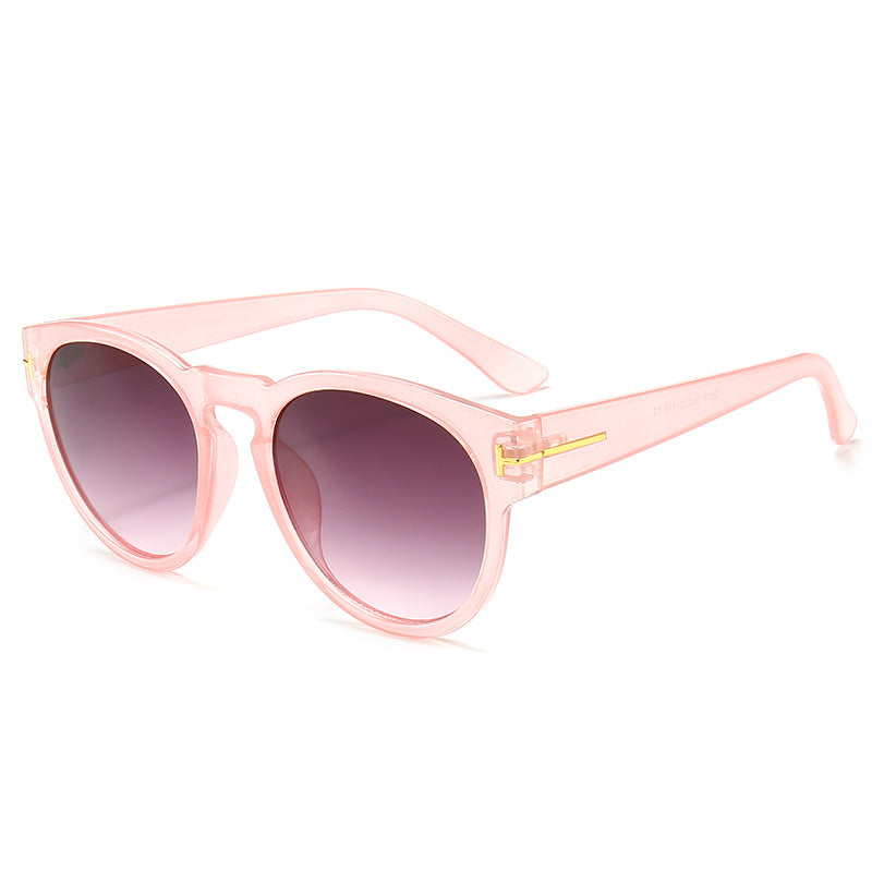 Stylish Vintage-Inspired Cat-Eye Sunglasses Stornfield