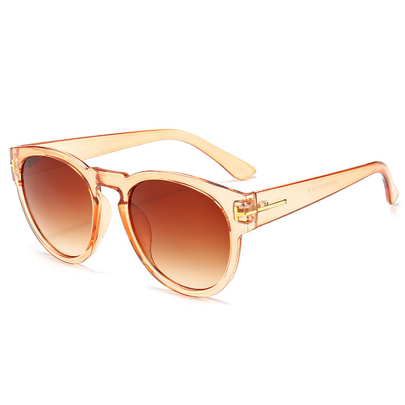 Stylish Vintage-Inspired Cat-Eye Sunglasses Stornfield