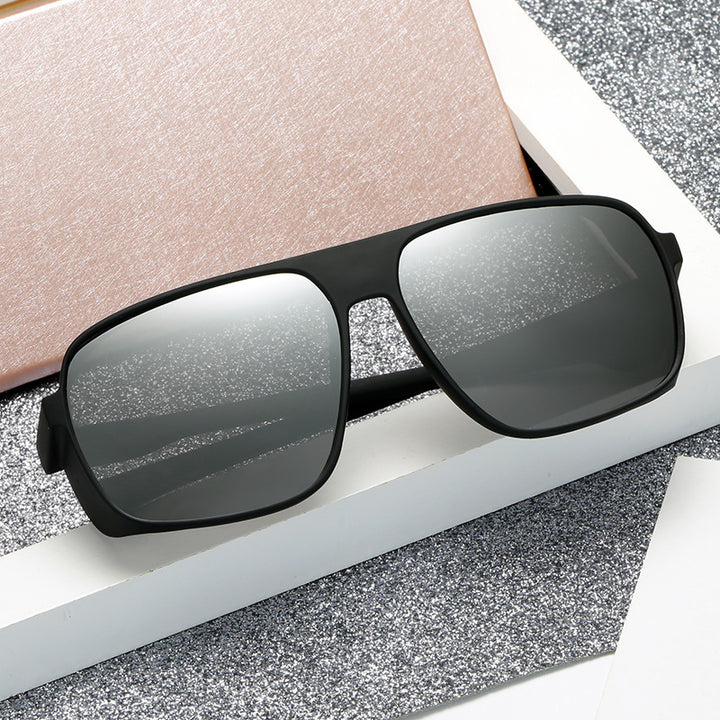 Women's sporty sunglasses with a sturdy frame and polarized lenses Stornfield