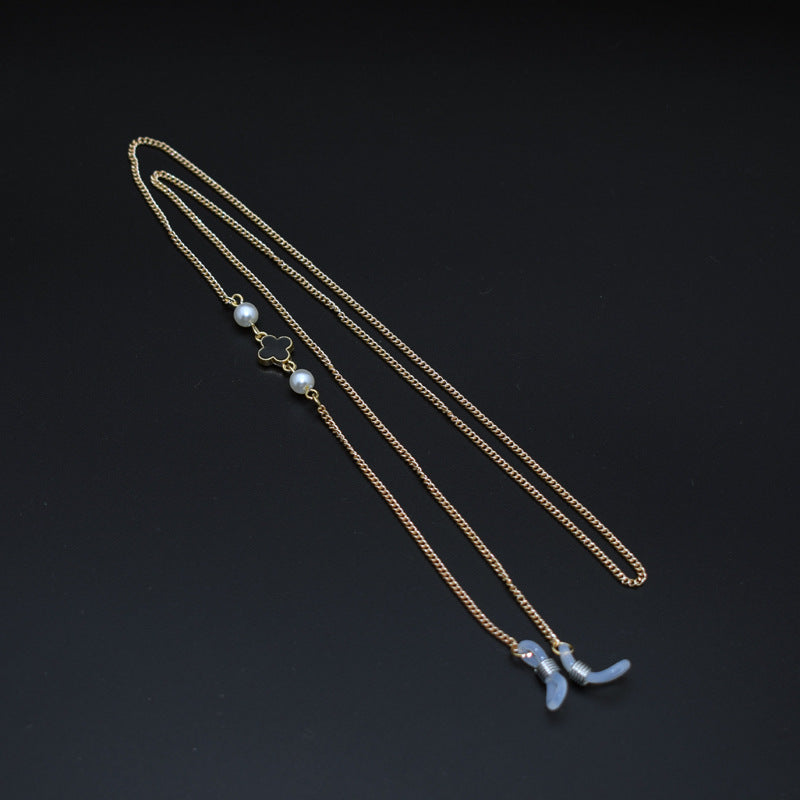 Elegant Layered Eyewear Chain Stornfield