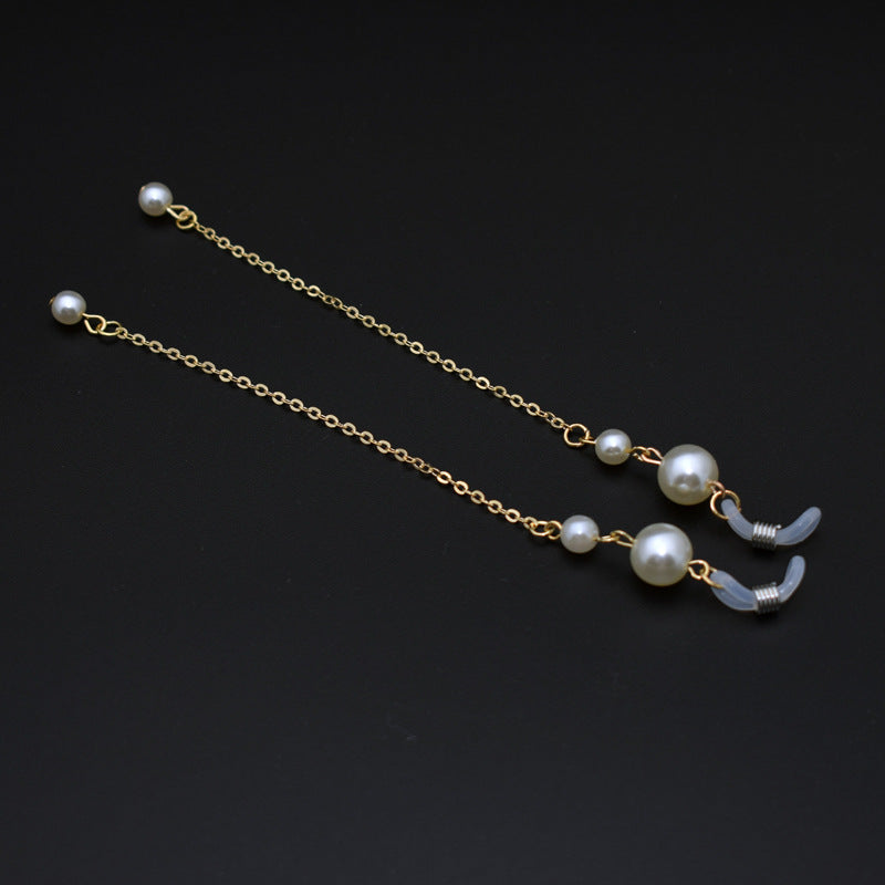Elegant Long Pearl Chain Eyewear Holder Stornfield