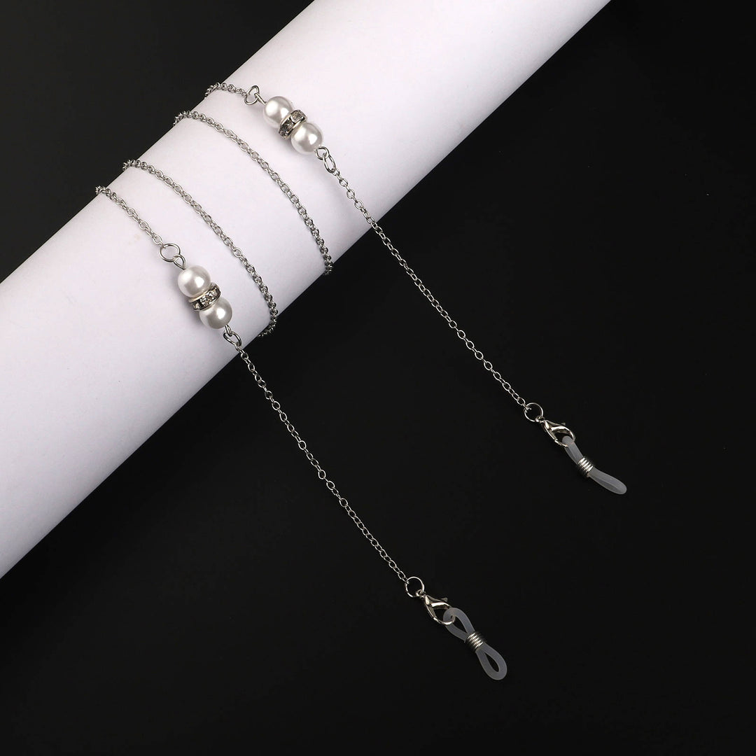 Elegant Pearl Accented Eyewear Chain Stornfield