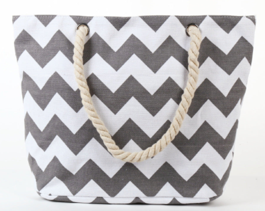 Large shopping bag with modern zigzag design Stornfield