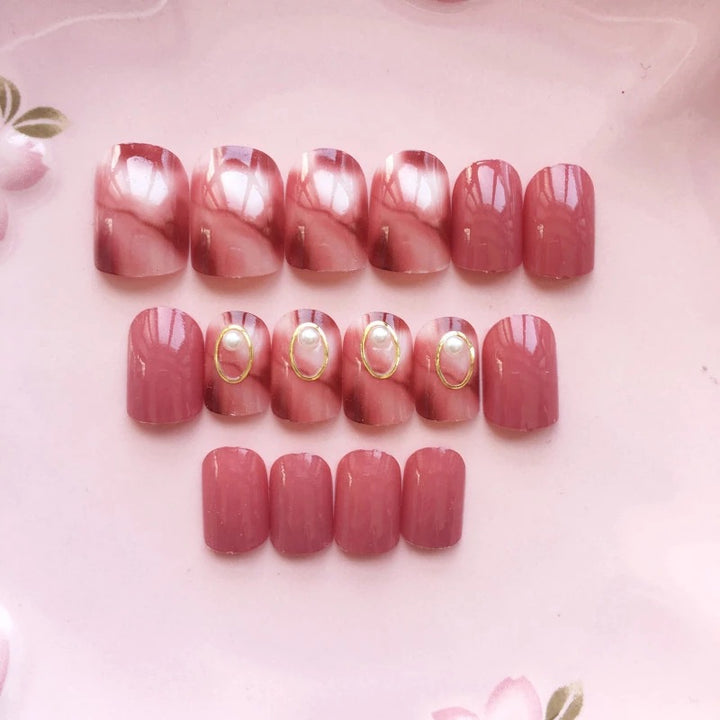 Elegant Glossy Nail Art Set