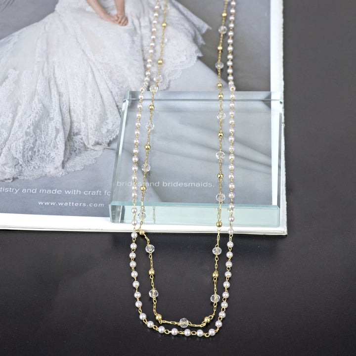 Chain-Linked Fashionable Eyewear Holder Stornfield